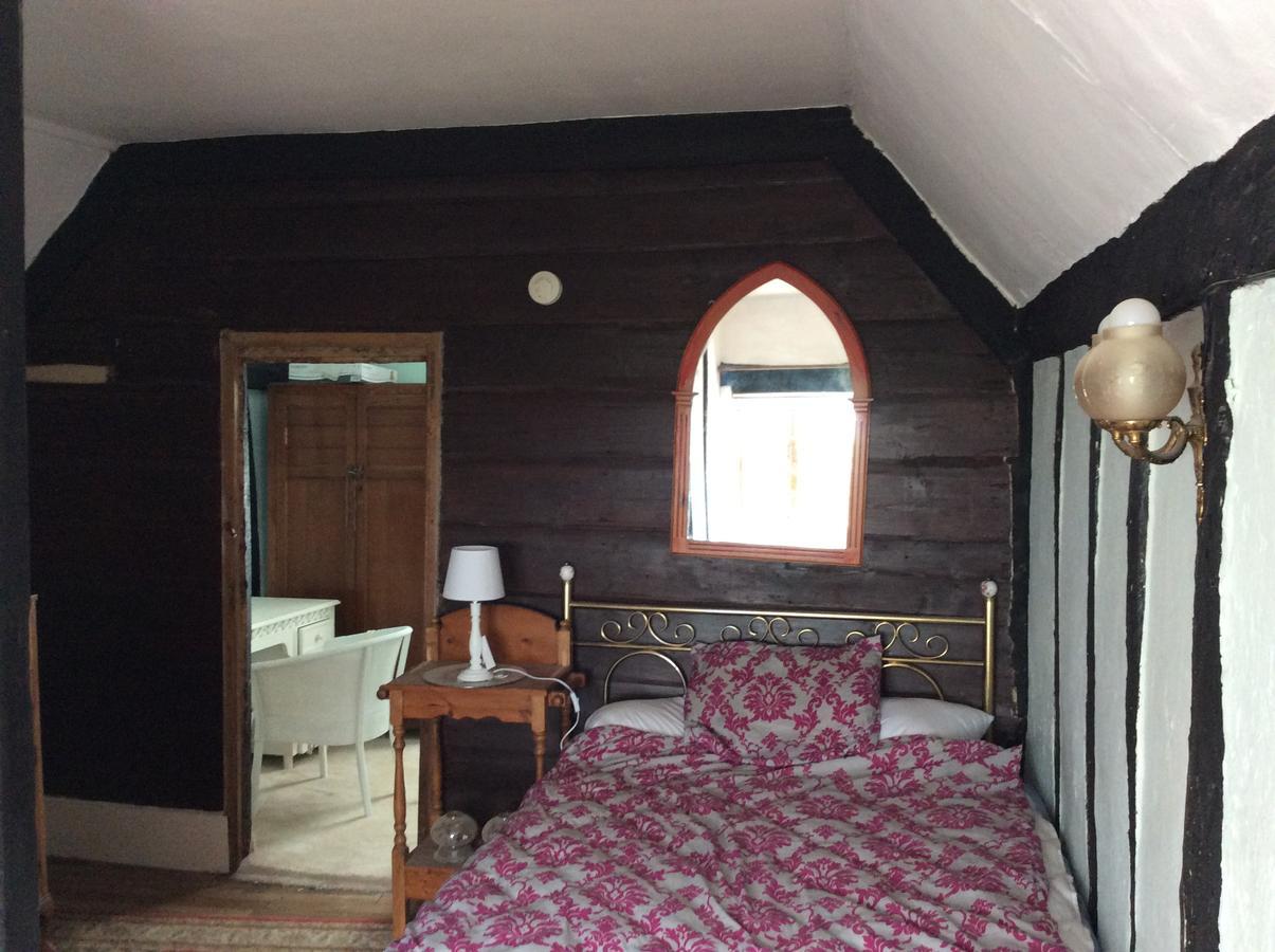 Bed and Breakfast Swanhouse Харвич Экстерьер фото