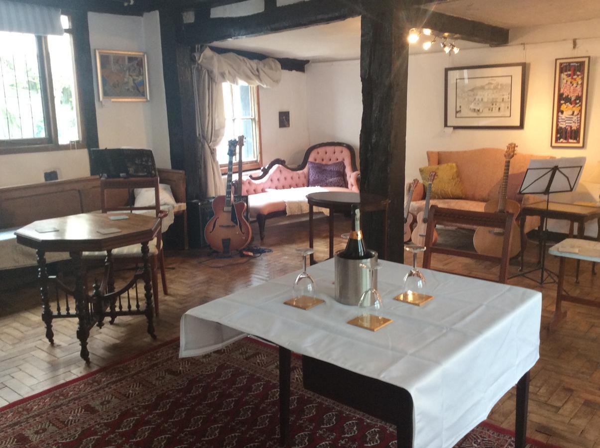 Bed and Breakfast Swanhouse Харвич Экстерьер фото